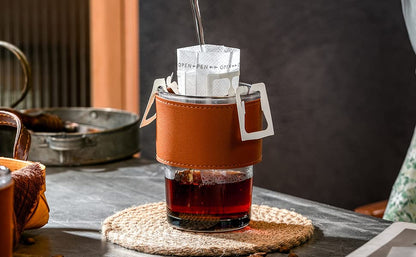 VenoBee™ Glass Tumbler with Straw